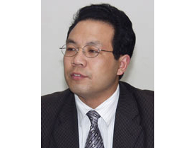 崔自三