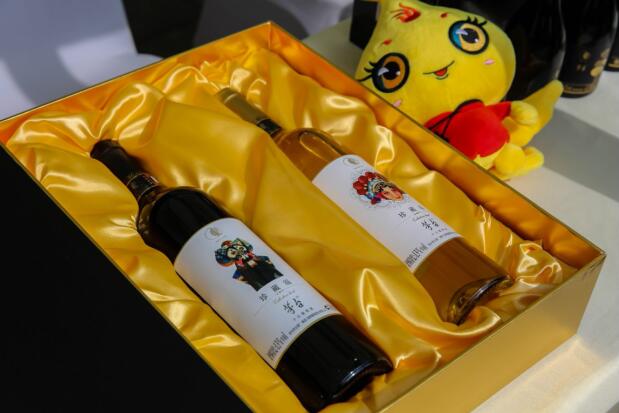 茅台葡萄酒前十月销售收入增长40%, 国酒家族