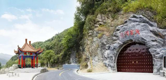 笔会在迎驾集团召开 蒋子龙叶辛等当代顶尖级